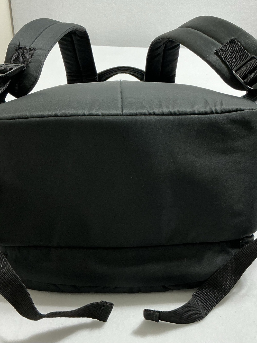 Skip Hop Black Quilted Diaper Bag Backpack With Changing Pad - Picture 11 of 16